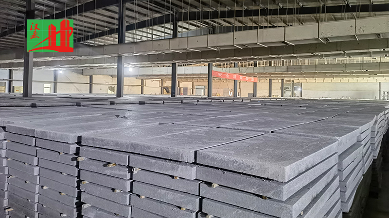 濱州工地聚合聚苯板裝車發(fā)貨